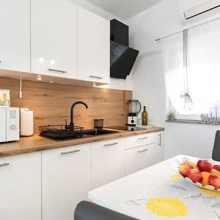 Ruza Apartment *