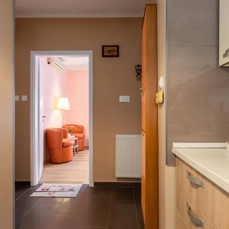 Ruza Apartment *